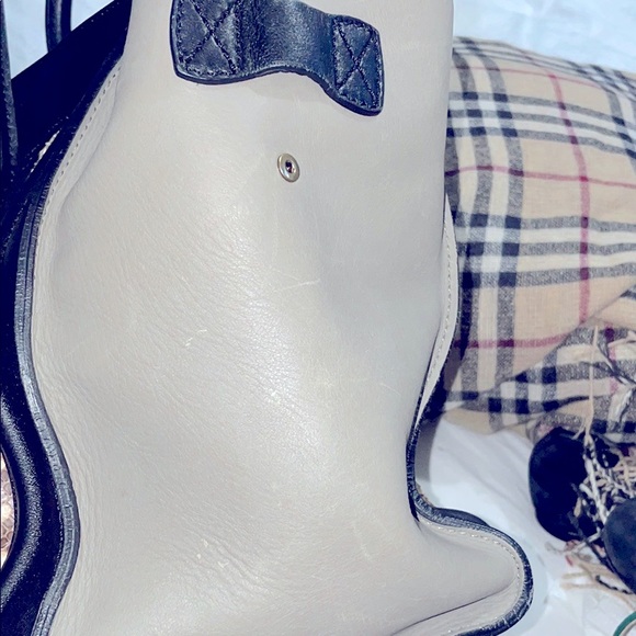 Celine Black and Grey Leather Python Tote. - Picture 9 of 11